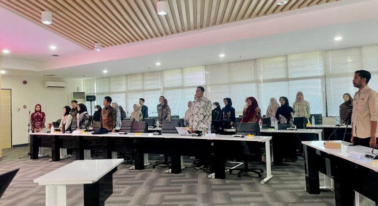 Realizing Professionalism and Collaboration at IPB University Postgraduate Program